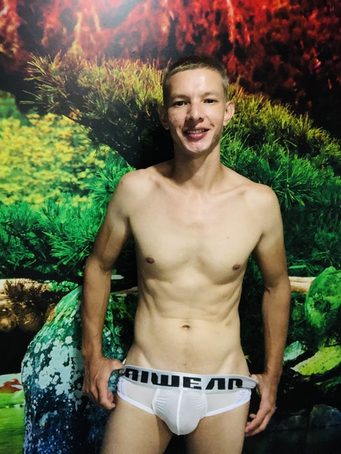 alex_23cm OnlyFans - Free Access to 111 Videos & 150 Photos Onlyfans Free Access