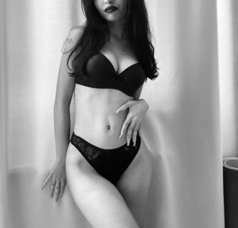 alexadenise OnlyFans - Free Access to 32 Videos & 49 Photos Onlyfans Free Access