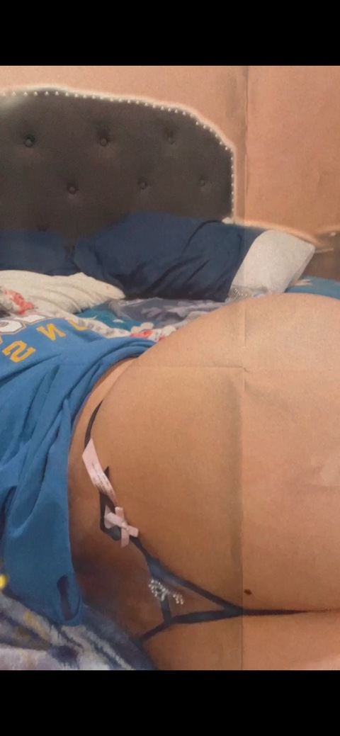 aliah102 OnlyFans - Free Access to 32 Videos & 49 Photos Onlyfans Free Access