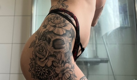 alisz13 OnlyFans - Free Access to 32 Videos & 49 Photos Onlyfans Free Access