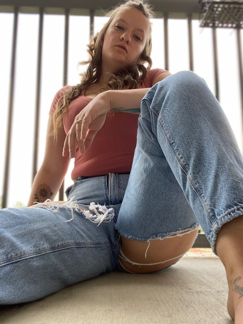 allyloves6 OnlyFans - Free Access to 32 Videos & 49 Photos Onlyfans Free Access