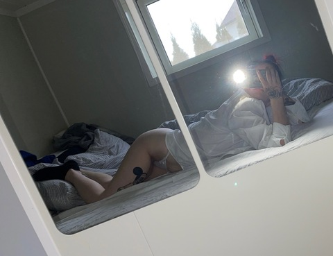 alonemomdela OnlyFans - Free Access to 32 Videos & 49 Photos Onlyfans Free Access