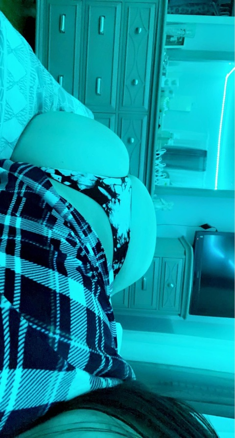 alyssamdiaz1122 OnlyFans - Free Access to 32 Videos & 49 Photos Onlyfans Free Access