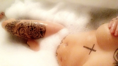 amberlovee.xo OnlyFans - Free Access to 83 Videos & 49 Photos Onlyfans Free Access