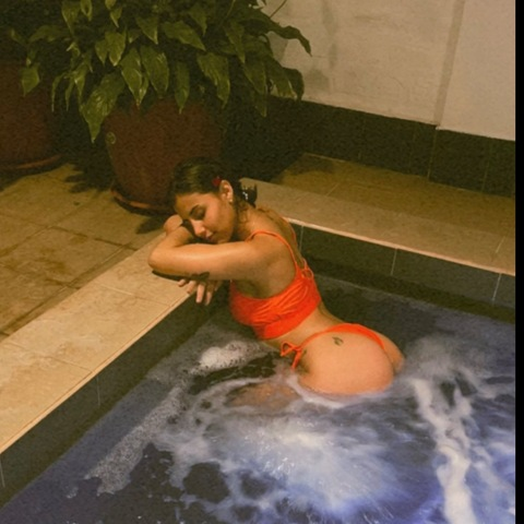 anahifarias OnlyFans - Free Access to 32 Videos & 49 Photos Onlyfans Free Access