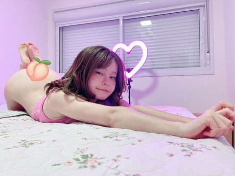 arisepeachie OnlyFans - Free Access to 36 Videos & 244 Photos Onlyfans Free Access