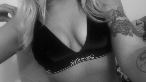 bittyboop4 OnlyFans - Free Access to 32 Videos & 49 Photos Onlyfans Free Access