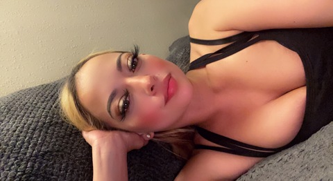 brie_hou OnlyFans - Free Access to 32 Videos & 49 Photos Onlyfans Free Access