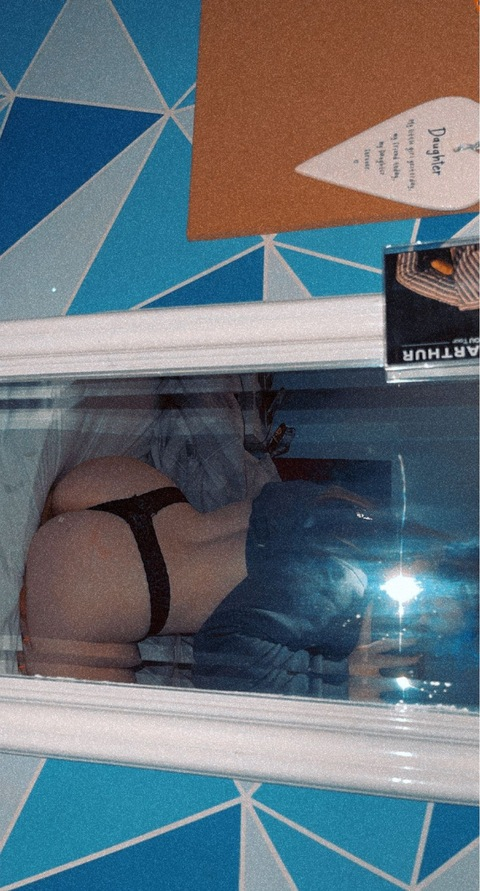 chloeeccott OnlyFans - Free Access to 32 Videos & 49 Photos Onlyfans Free Access