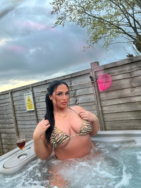 chloeeeex OnlyFans - Free Access to 81 Videos & 697 Photos Onlyfans Free Access