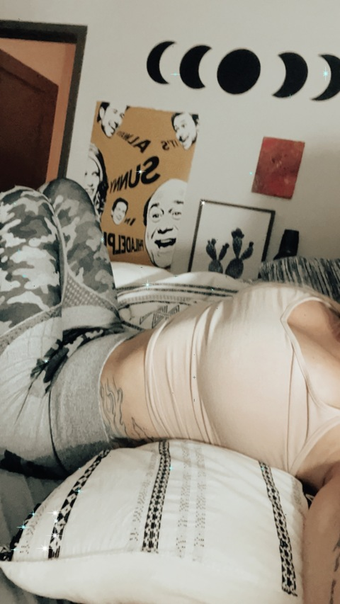 chloelane017 OnlyFans - Free Access to 32 Videos & 49 Photos Onlyfans Free Access