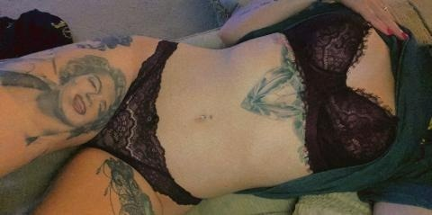 court33 OnlyFans - Free Access to 32 Videos & 49 Photos Onlyfans Free Access