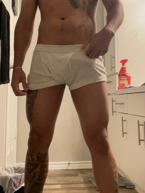 dannygoz38 OnlyFans - Free Access to 33 Videos & 49 Photos Onlyfans Free Access