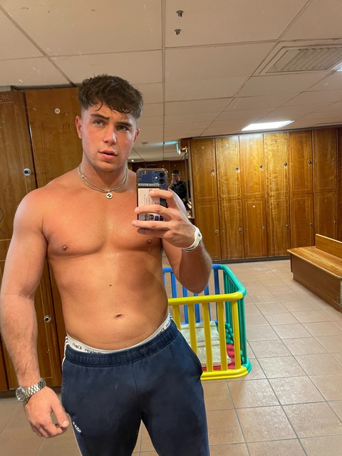 dannywright0 OnlyFans - Free Access to 126 Videos & 447 Photos Onlyfans Free Access