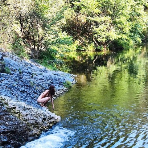 delicious_ari OnlyFans - Free Access to 51 Videos & 49 Photos Onlyfans Free Access