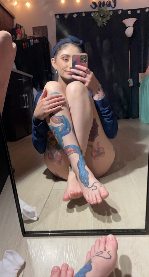 dollfacedesy OnlyFans - Free Access to 33 Videos & 449 Photos Onlyfans Free Access