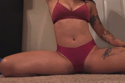 emiipaige OnlyFans - Free Access to 32 Videos & 49 Photos Onlyfans Free Access