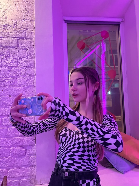 f63.9.olya OnlyFans - Free Access to 32 Videos & 49 Photos Onlyfans Free Access