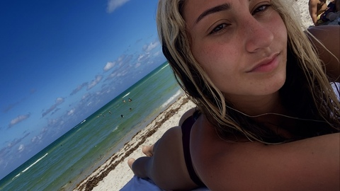 gia1802 OnlyFans - Free Access to 32 Videos & 49 Photos Onlyfans Free Access