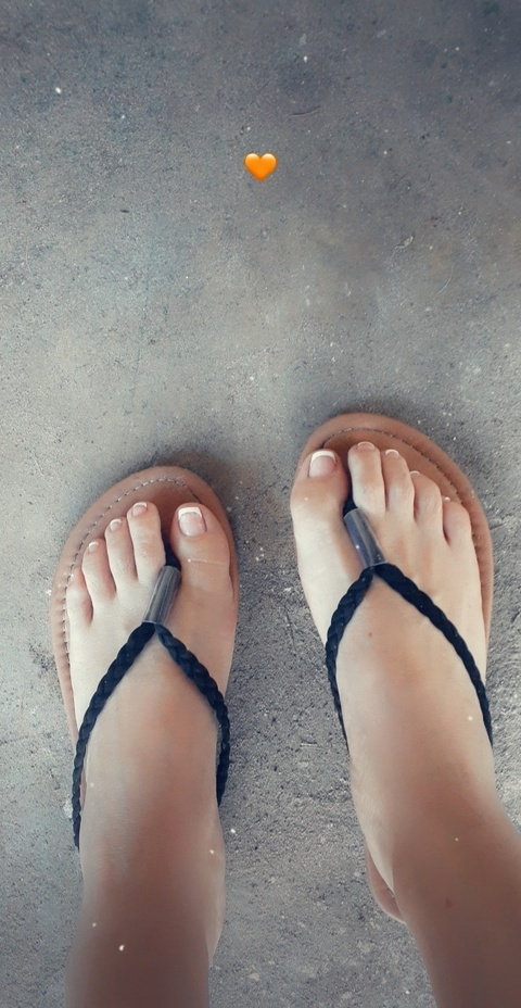 harliequin35 OnlyFans - Free Access to 32 Videos & 49 Photos Onlyfans Free Access