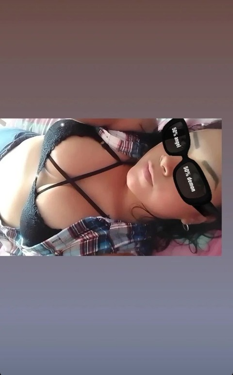 innaruy OnlyFans - Free Access to 32 Videos & 49 Photos Onlyfans Free Access