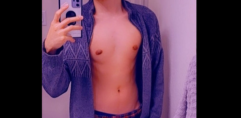 itsjimmyuwu OnlyFans - Free Access to 32 Videos & 49 Photos Onlyfans Free Access