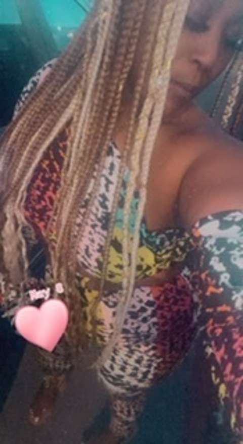 itssummerworld OnlyFans - Free Access to 32 Videos & 49 Photos Onlyfans Free Access