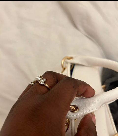 ivyisyours OnlyFans - Free Access to 32 Videos & 49 Photos Onlyfans Free Access