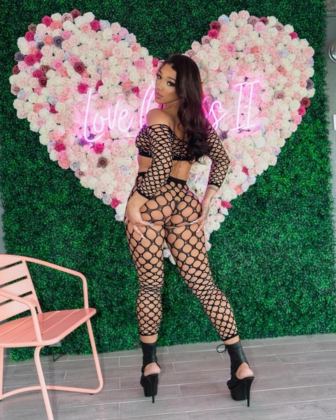 iwantceline OnlyFans - Free Access to 32 Videos & 49 Photos Onlyfans Free Access