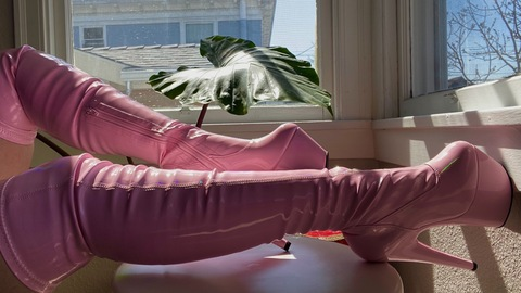 iwantneon OnlyFans - Free Access to 32 Videos & 247 Photos Onlyfans Free Access