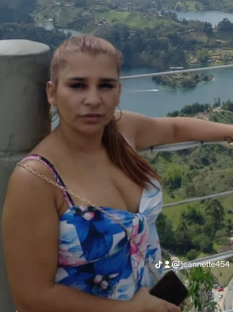 janethmarin OnlyFans - Free Access to 32 Videos & 49 Photos Onlyfans Free Access