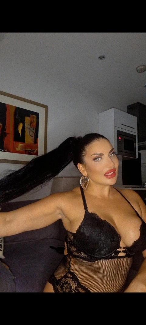 juliadalia OnlyFans - Free Access to 32 Videos & 49 Photos Onlyfans Free Access