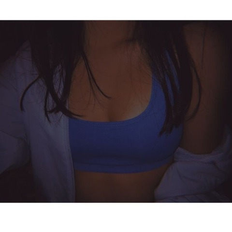 kami.8 OnlyFans - Free Access to 32 Videos & 49 Photos Onlyfans Free Access