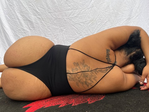 kimberlykirsty OnlyFans - Free Access to 32 Videos & 49 Photos Onlyfans Free Access