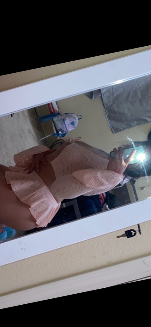 lasaantaaa OnlyFans - Free Access to 32 Videos & 49 Photos Onlyfans Free Access