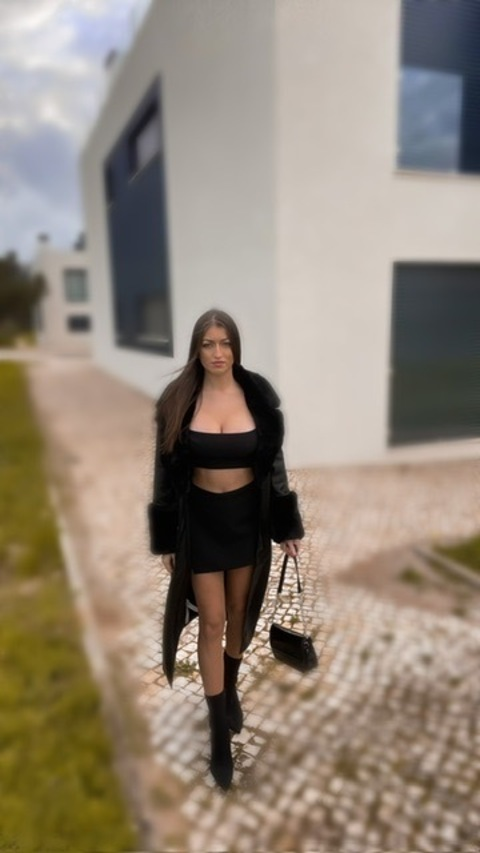 lolasummer.23 OnlyFans - Free Access to 32 Videos & 49 Photos Onlyfans Free Access
