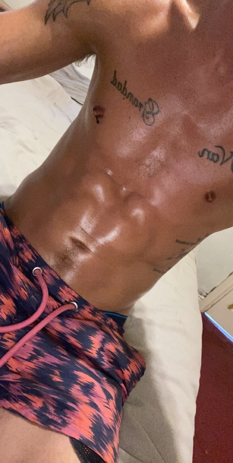 lougibbo1996 OnlyFans - Free Access to 32 Videos & 49 Photos Onlyfans Free Access