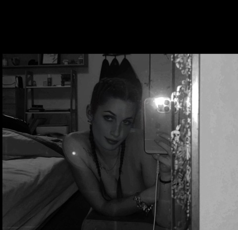 lovablee OnlyFans - Free Access to 32 Videos & 49 Photos Onlyfans Free Access