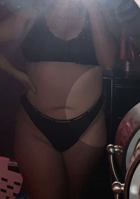 lyynnn OnlyFans - Free Access to 32 Videos & 49 Photos Onlyfans Free Access