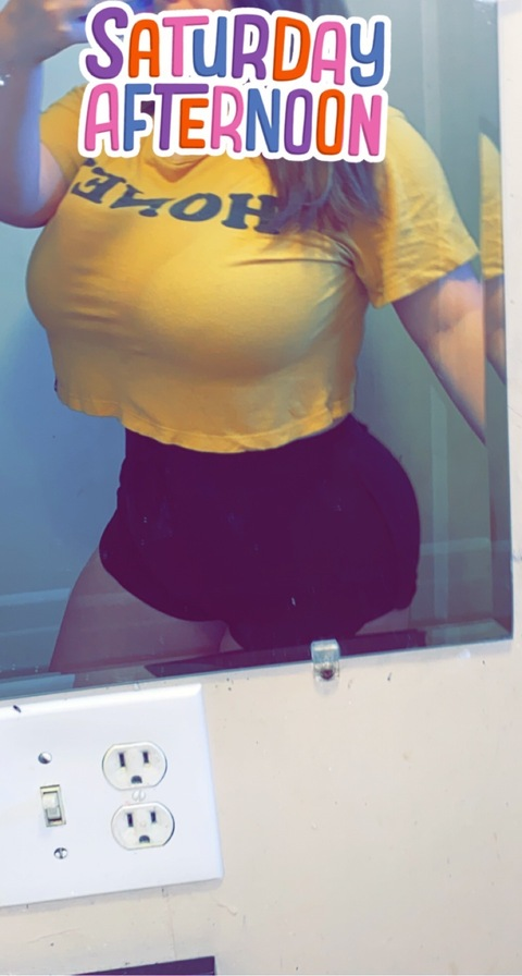 mama511712 OnlyFans - Free Access to 32 Videos & 49 Photos Onlyfans Free Access