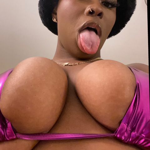 martamajixx OnlyFans - Free Access to 32 Videos & 49 Photos Onlyfans Free Access