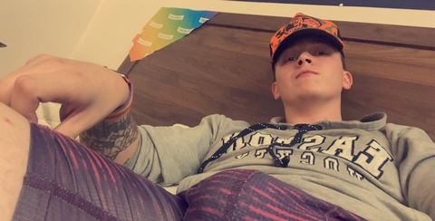 masontrek OnlyFans - Free Access to 108 Videos & 290 Photos Onlyfans Free Access