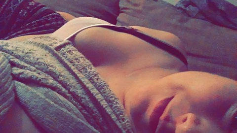 meddie21 OnlyFans - Free Access to 32 Videos & 49 Photos Onlyfans Free Access