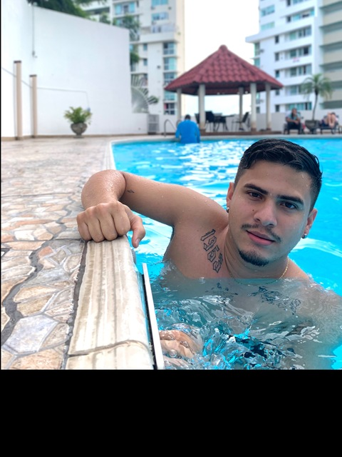 miguelangel31 OnlyFans - Free Access to 32 Videos & 49 Photos Onlyfans Free Access