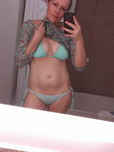 mollylicious OnlyFans - Free Access to 32 Videos & 49 Photos Onlyfans Free Access