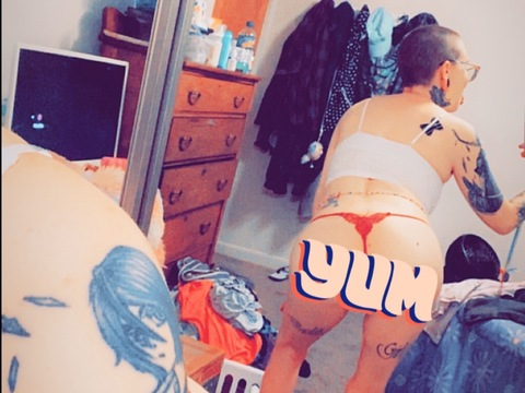 mollyxmanic OnlyFans - Free Access to 32 Videos & 338 Photos Onlyfans Free Access