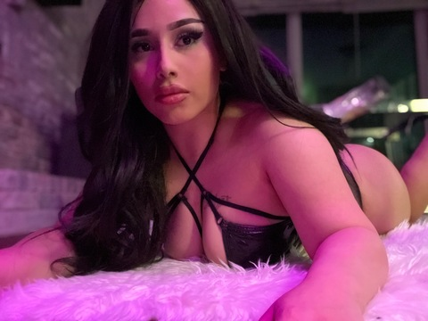 nikkiluxx OnlyFans - Free Access to 89 Videos & 161 Photos Onlyfans Free Access