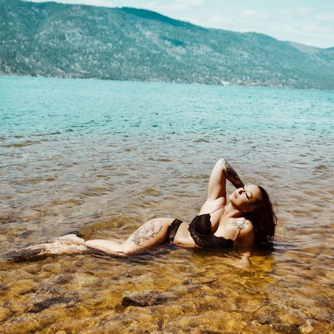 ninas_vibe_1111 OnlyFans - Free Access to 32 Videos & 49 Photos Onlyfans Free Access