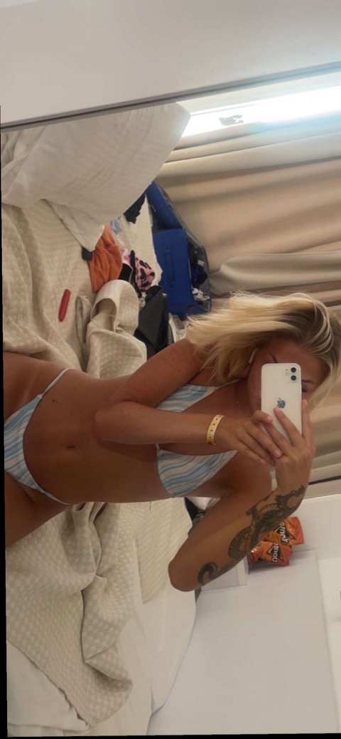 olivia.b.t OnlyFans - Free Access to 32 Videos & 49 Photos Onlyfans Free Access