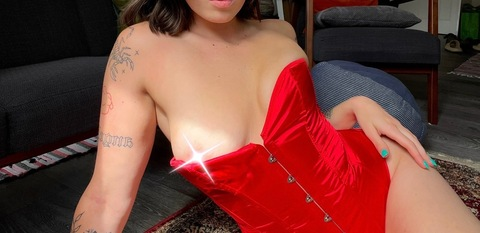 onlyaverywestfree OnlyFans - Free Access to 32 Videos & 49 Photos Onlyfans Free Access